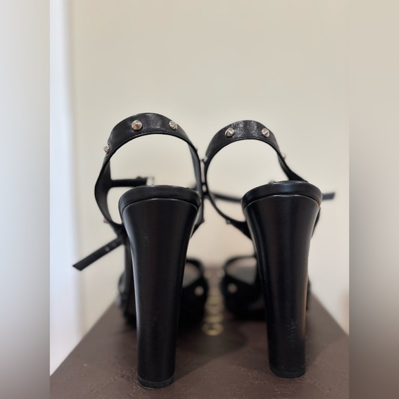Gucci Black Leather Studded Block Heel Ankle T-Strap Sandals Pumps size 39 - Picture 4 of 9